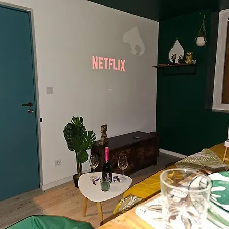 Cap Jungle Evasion: Cinema Netflix King Size *