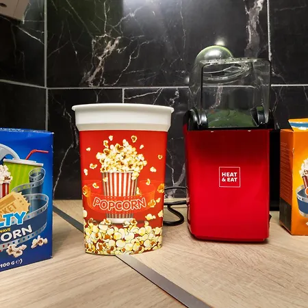 Cap Jungle Evasion: Cinema Netflix King Size Appartamento *